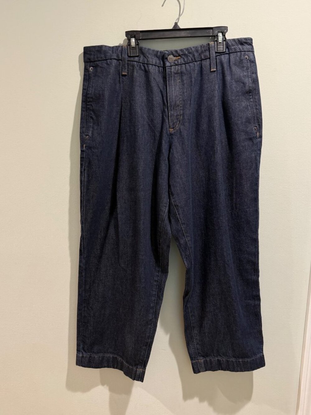 Banana Republic Mid-Rise Straight Leg Petite Denim Trousers 31/12 (12P)